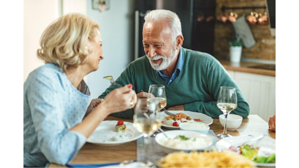 senior couple eating